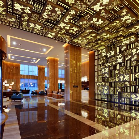 Hilton Garden Inn Chengdu Huayang Eksteriør billede