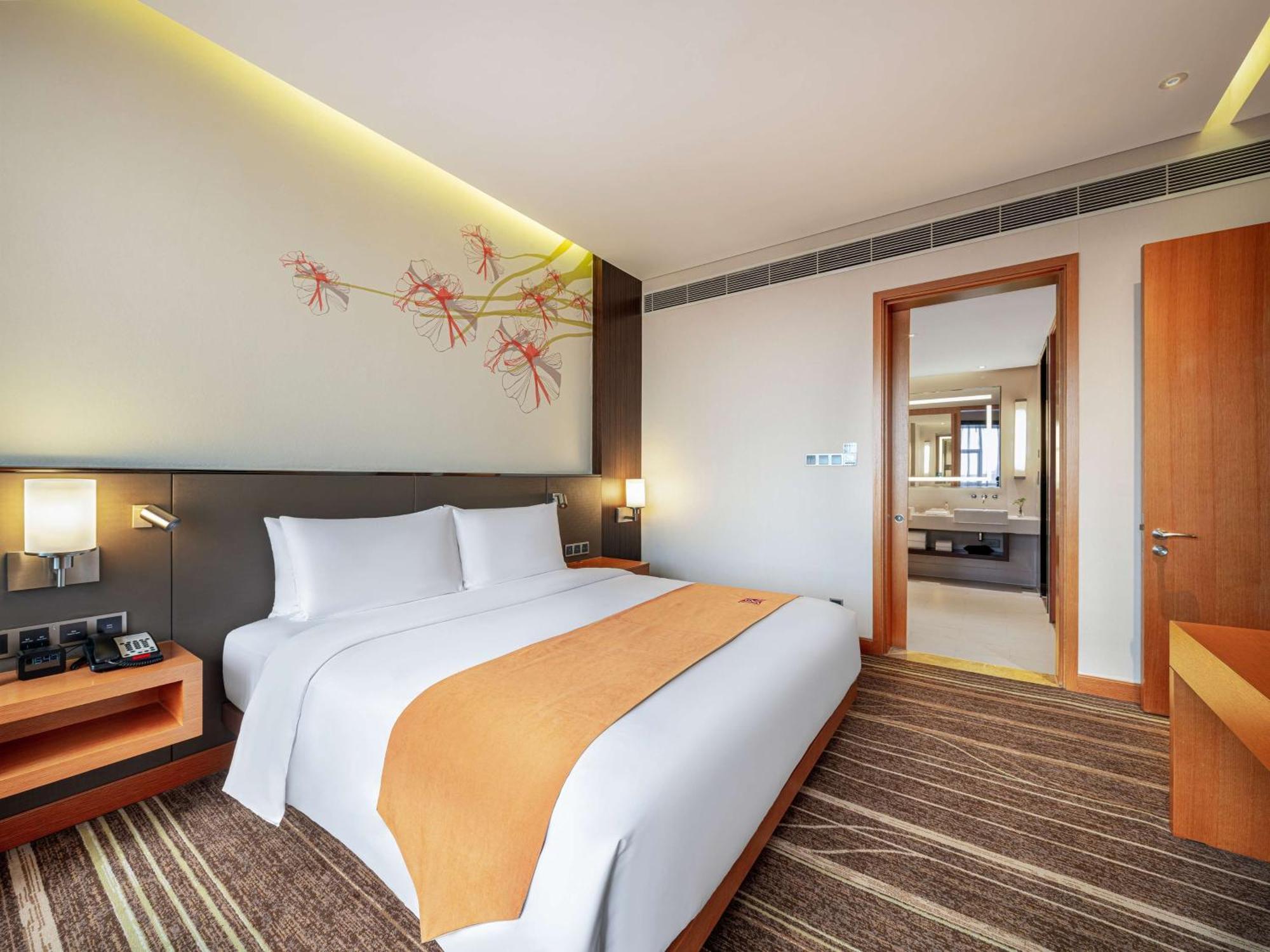 Hilton Garden Inn Chengdu Huayang Eksteriør billede