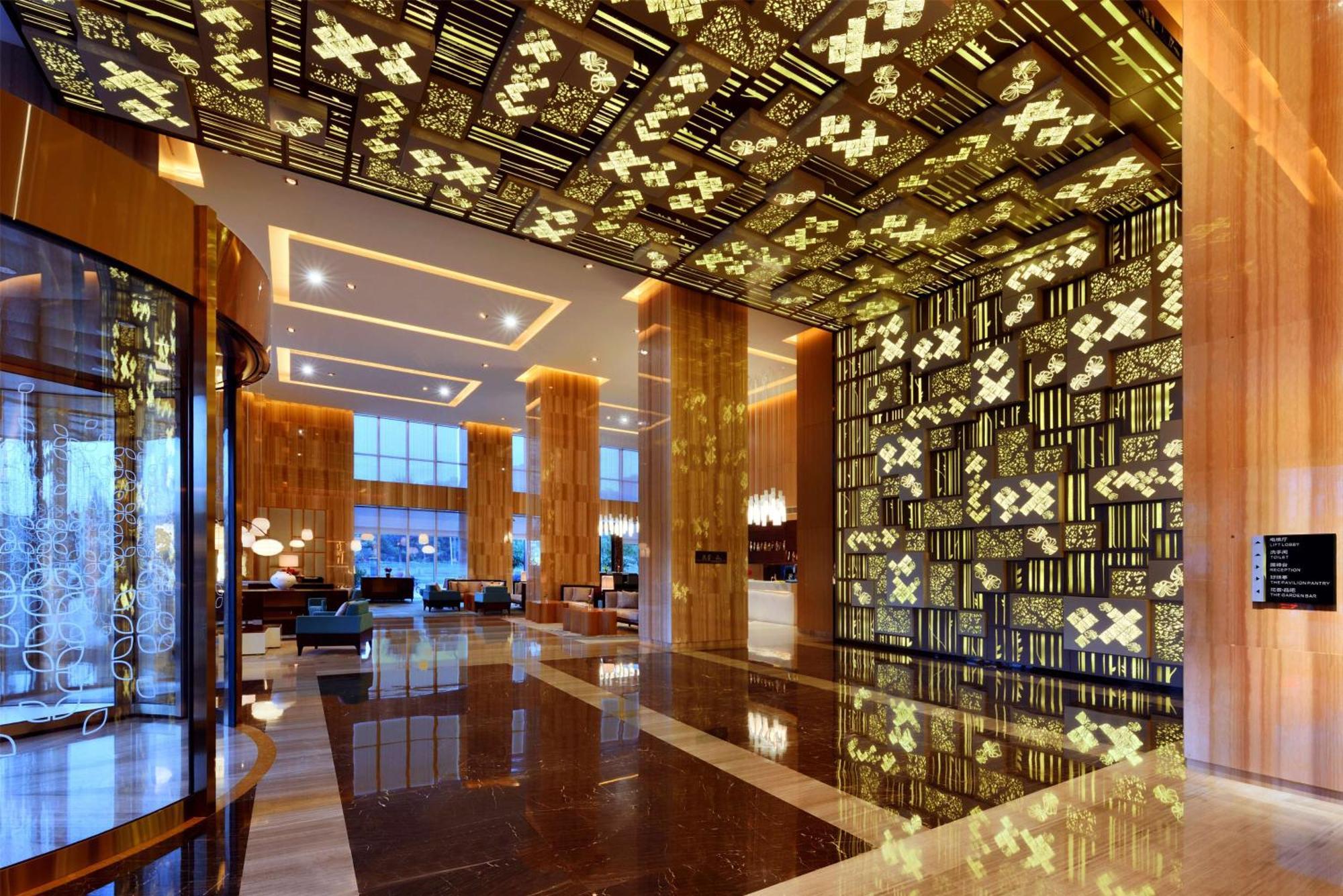 Hilton Garden Inn Chengdu Huayang Eksteriør billede